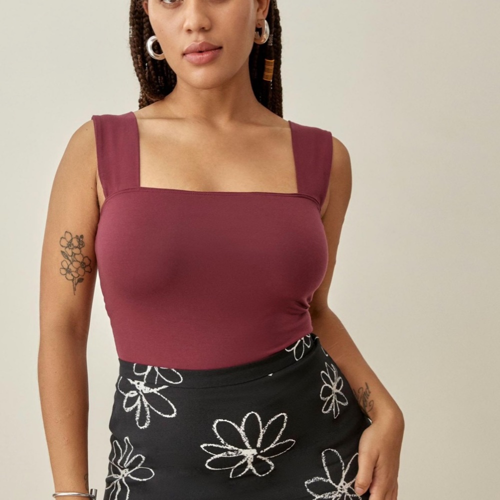Reformation Clarke top in discontinued color Plum